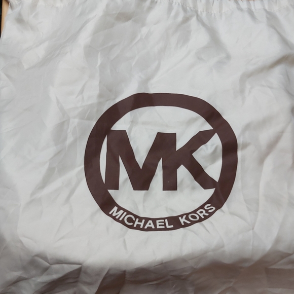 Michael Kors purple leather purse - Picture 3 of 6